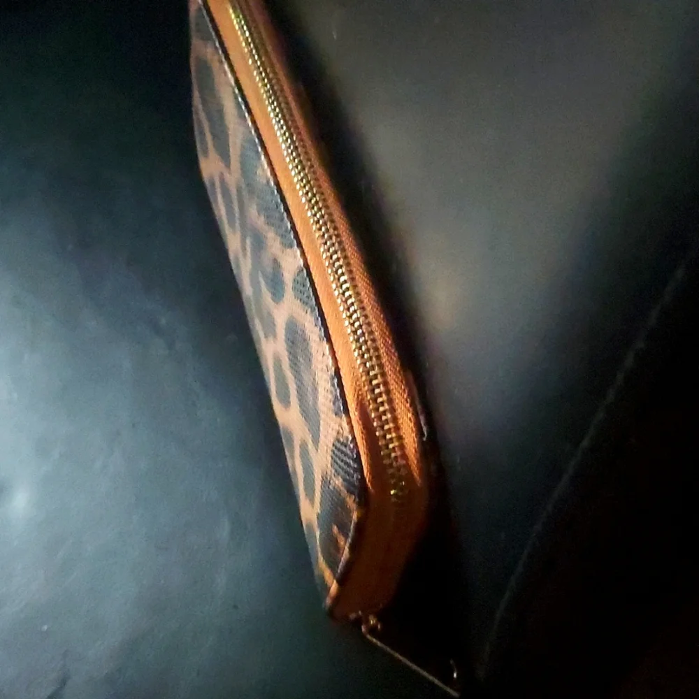 Shoulder Bag/Wallet Set, Faux Leather, Good Condition,Firm Price,Unbranded - Picture 9 of 10